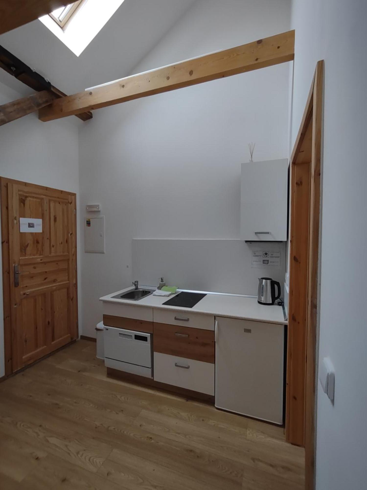 Pekloveske Apartmany V Ceskem Raji Zeleznice Exterior photo
